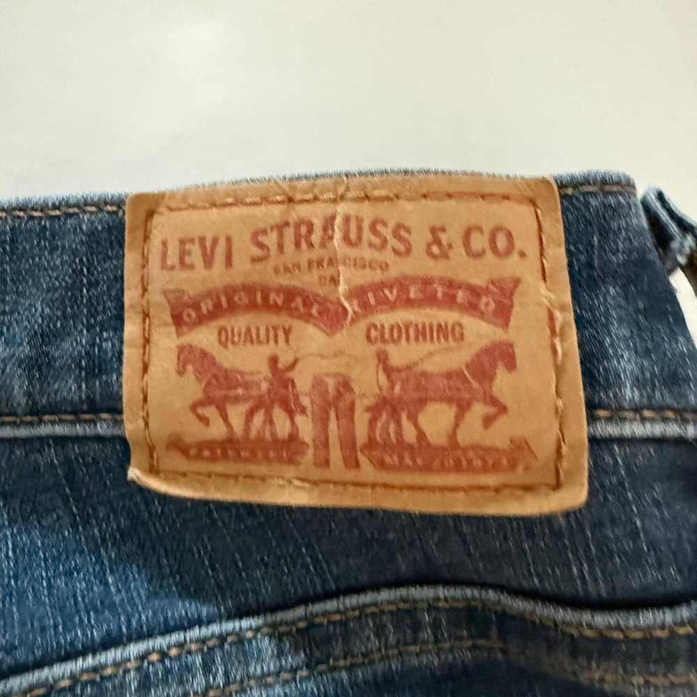 Levis 312 Shaping Slim Jeans Womens 28x32 Medium Wash Blue Denim Mid Rise - Picture 3 of 16